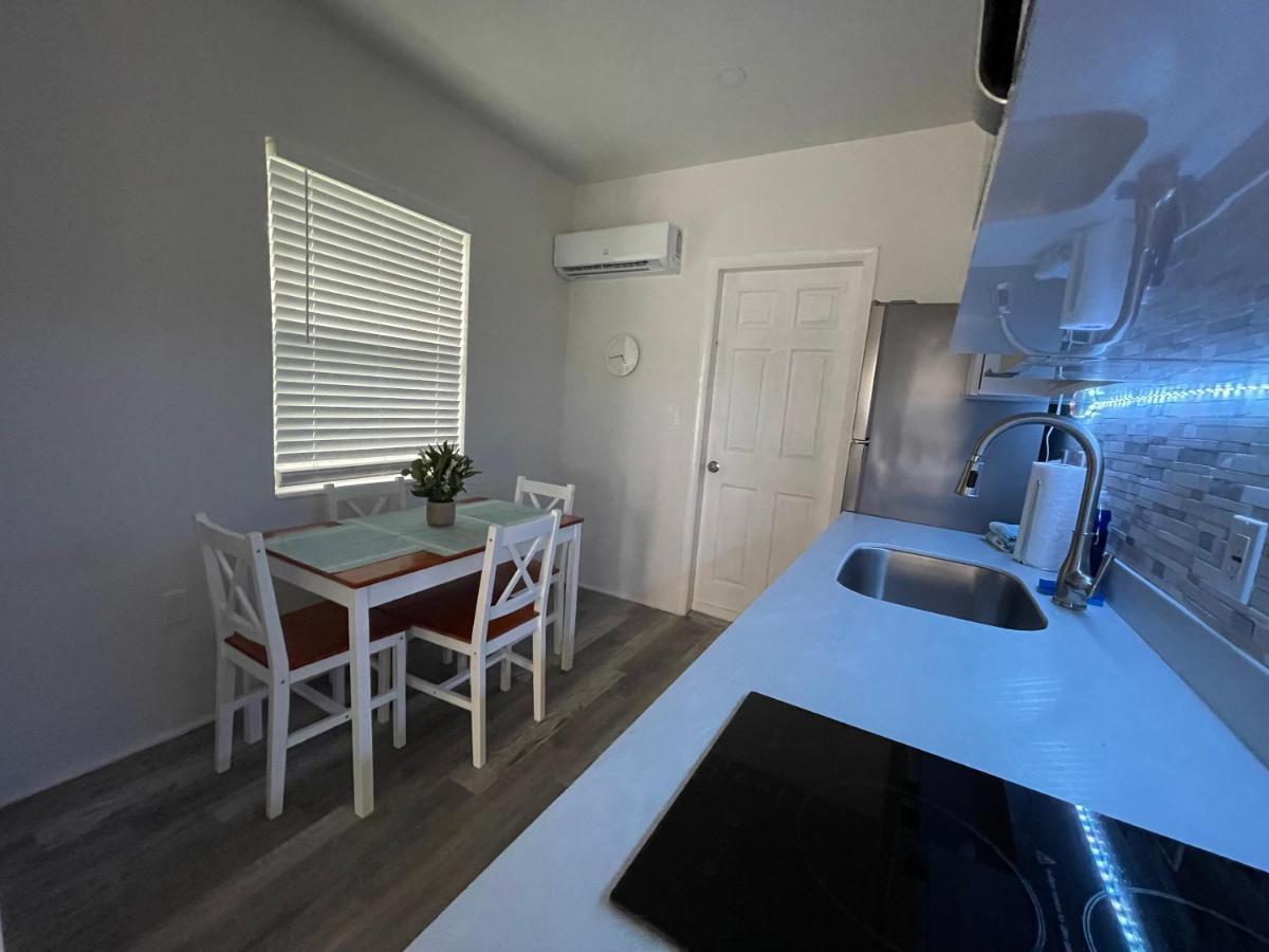 מיאמי Douglas Rd Apartments מראה חיצוני תמונה