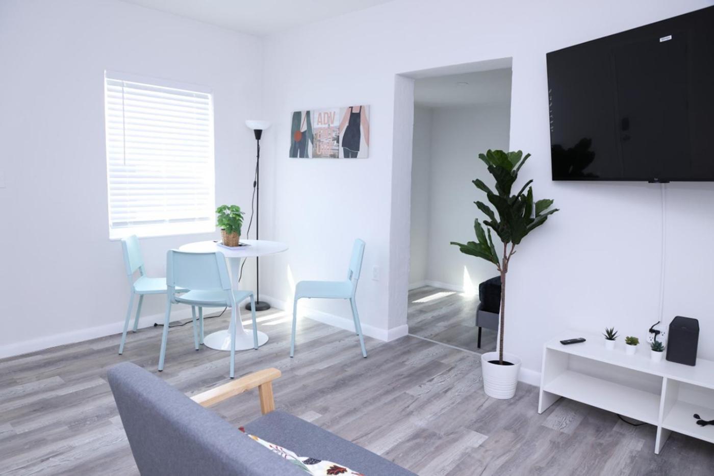 מיאמי Douglas Rd Apartments מראה חיצוני תמונה