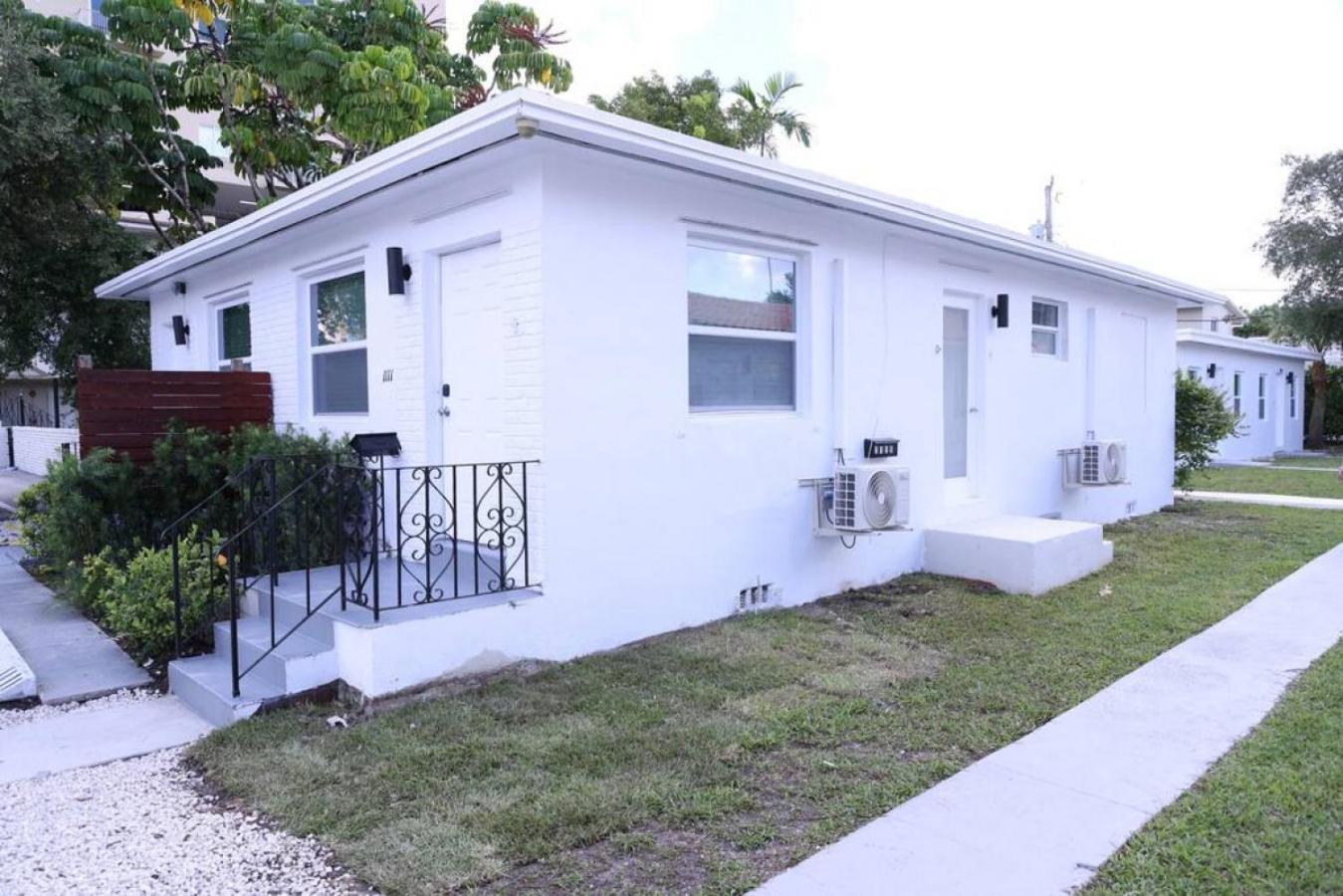 מיאמי Douglas Rd Apartments מראה חיצוני תמונה