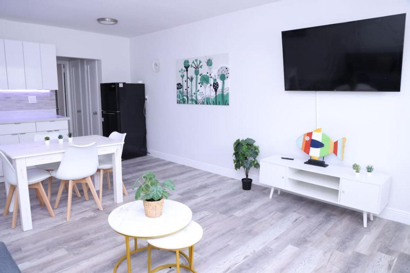 מיאמי Douglas Rd Apartments מראה חיצוני תמונה