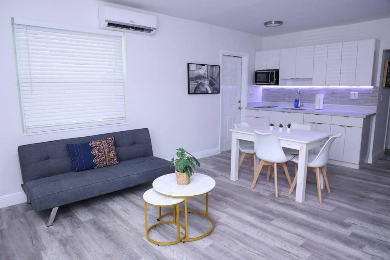 מיאמי Douglas Rd Apartments מראה חיצוני תמונה